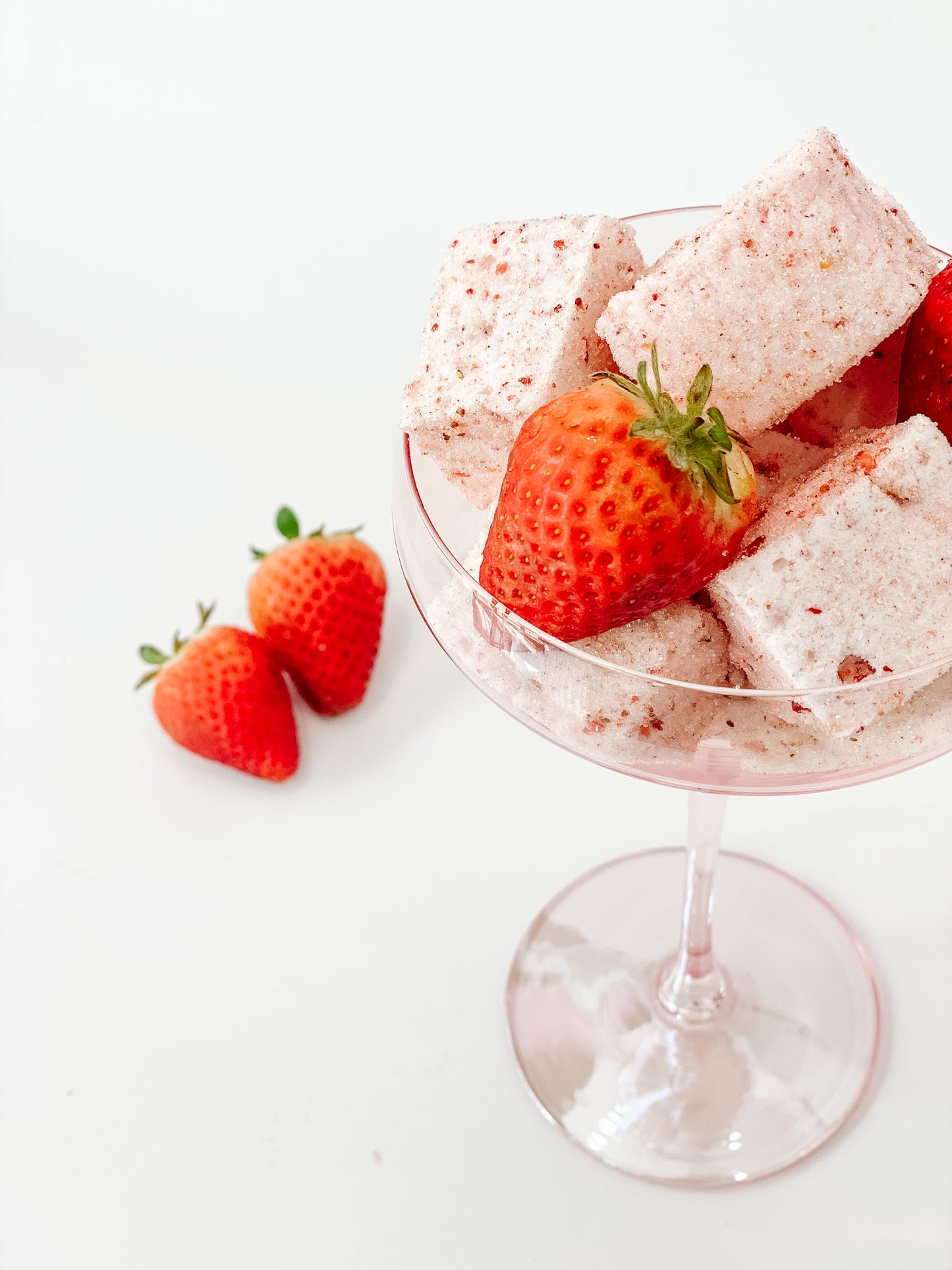 Strawberry Champagne Marshmallows